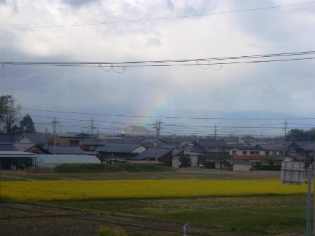 強風も青空も・・虹も
