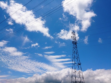 梅雨晴れ・・空