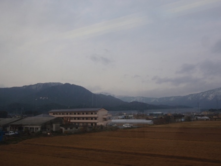 今日は大津へ・・JR湖西線朝の車窓から