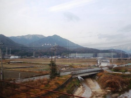 今日は大津へ・・JR湖西線朝の車窓から