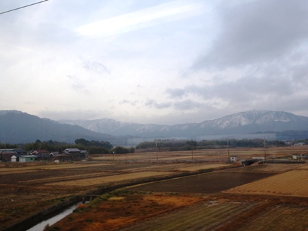 今日は大津へ・・JR湖西線朝の車窓から