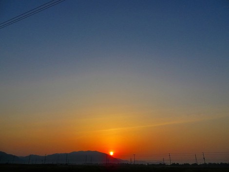 今朝も朝陽から・・午後は真夏日？？火曜日・・