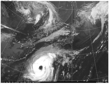 心地よい秋日和だったのに・・台風か！！