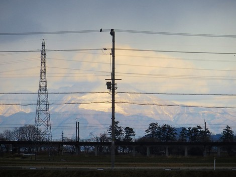 居残る冬・・・雪は無いけど・・