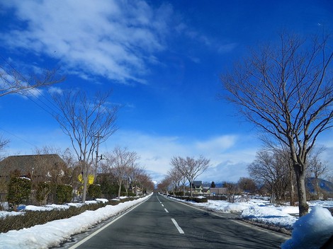 まだまだ低温で一日・・夕方には雪も降り出して・・大雪注意報