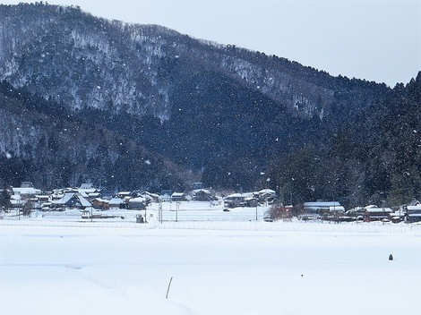 雪雲は北へ流れて・・冷たい空気と青い空も