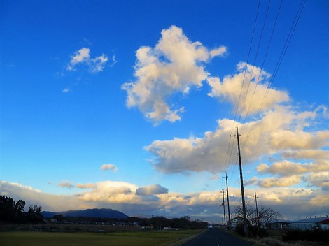 冬の空・・冬琵琶湖・・今夜は雪の予報ですが・・