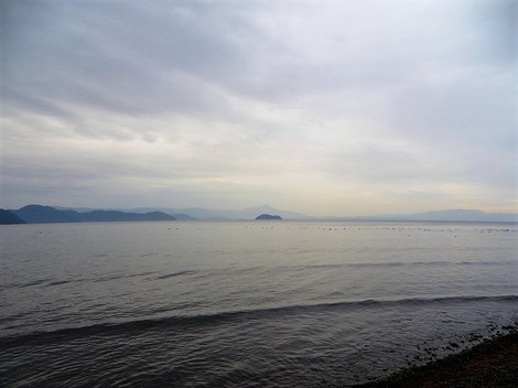 曇天の琵琶湖も・・また好き！