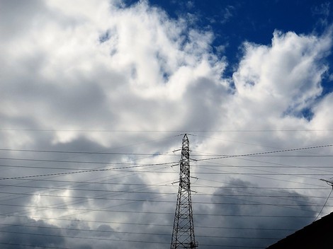 夕方のお月様・・台風22号の情報