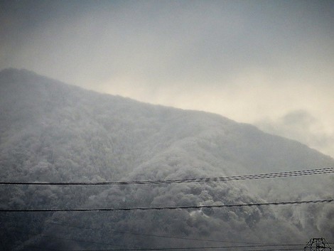 鏡開き・・2017・・少し遠く雪景色