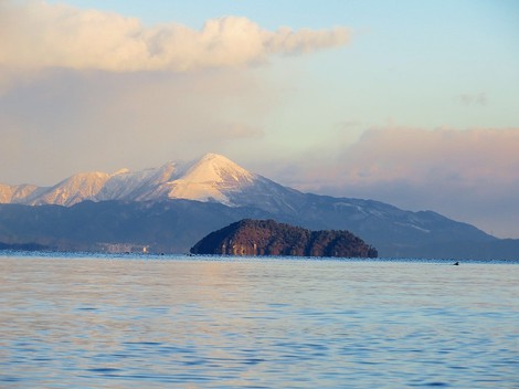 青空の一日・・冷えて一日・・