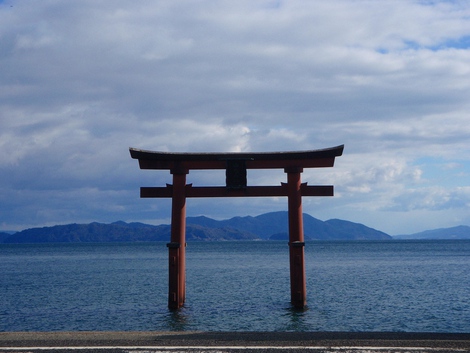 振り返る・・・
