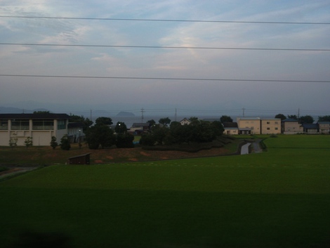 朝夕は少し涼しげ気温にも・・