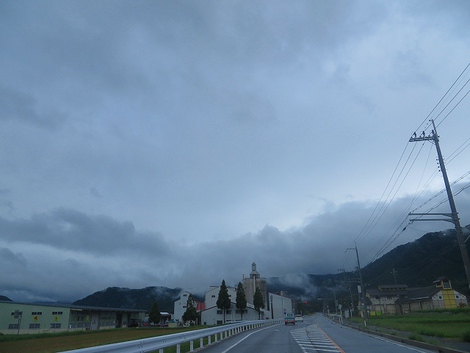 いつもの風景見ながら・・・今度は台風１６号っつ！