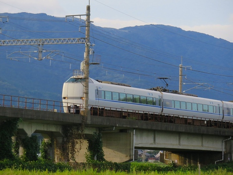平穏に秋風景で金曜日でした～牛歩台風18号