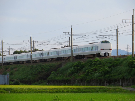 平穏に秋風景で金曜日でした～牛歩台風18号