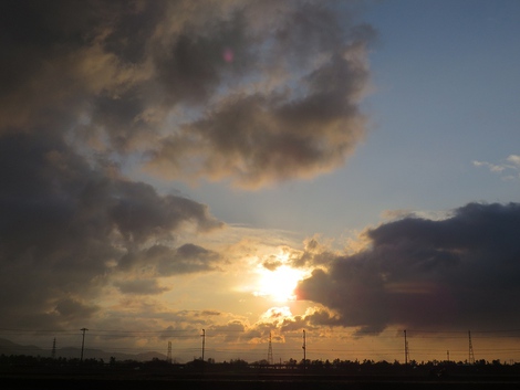 今朝の空～～今月も最後の一週間