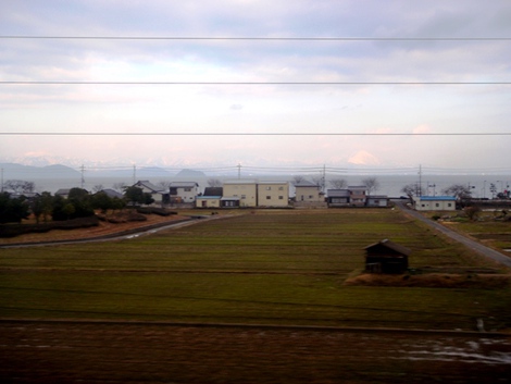 朝の琵琶湖～夕の湖西線車窓から