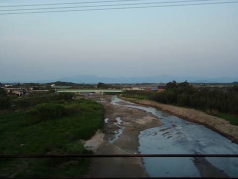 松並木～花粉・・湖西線茜風景～皐月