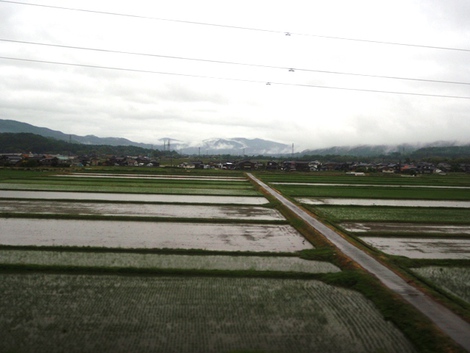 ６月３日～車窓から雨の風景