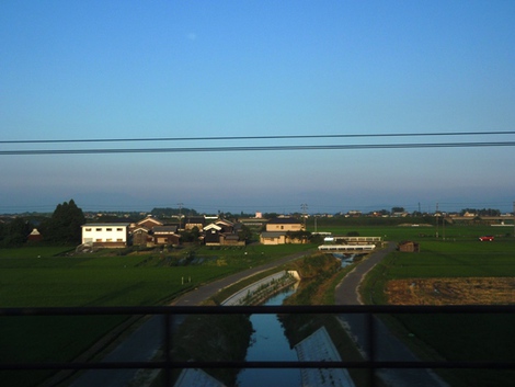 夏模様になった・・湖西線車窓風景