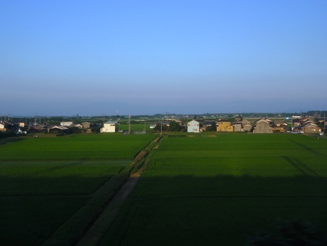 夏模様になった・・湖西線車窓風景