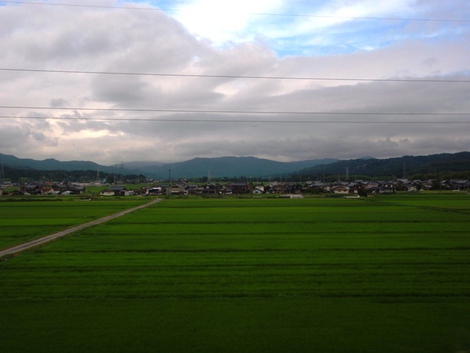 ８月６日～～JR湖西線車窓から高島市内