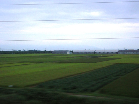 風景もいろいろ・・湖西線車窓