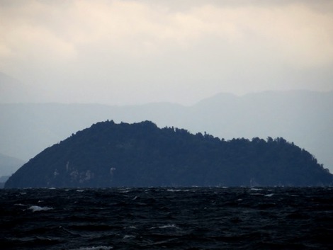 大風~~琵琶湖の夕～～