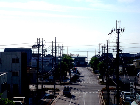 真夏の一部・・湖西線車窓から