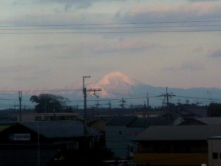 JR湖西線・・車窓から伊吹山