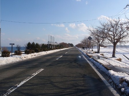 気持ちい天候で・・県道３３３号線（湖周道路）新旭町