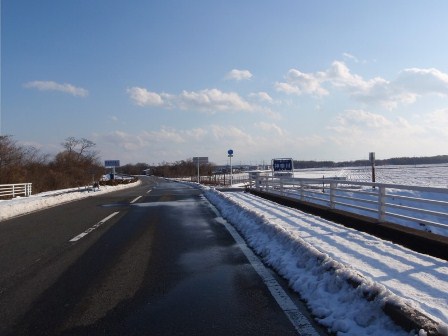 気持ちい天候で・・県道３３３号線（湖周道路）新旭町