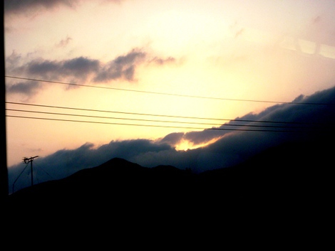 麦秋に野洲のｵｯｻﾝ～～jr湖西線から夕景