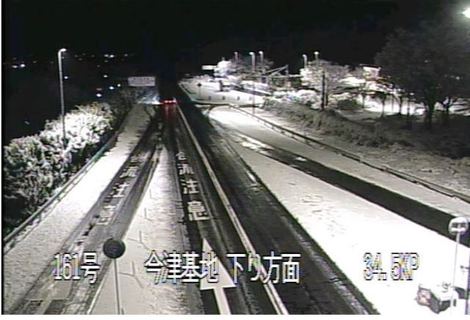 10センチほどの積雪で夜明け前