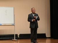 私利を去った決断