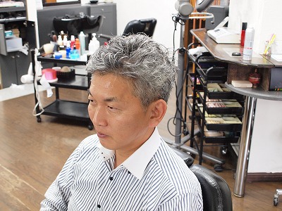 ムロツヨシ