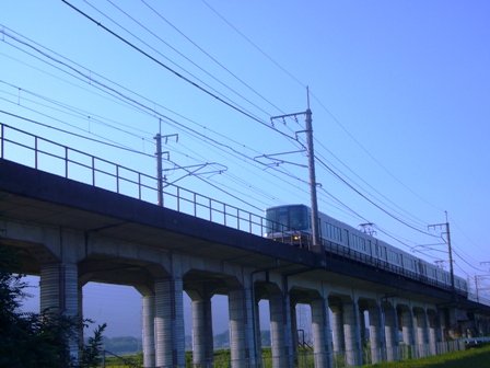 午後の琵琶湖岸