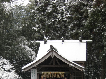 歳旦祭・・雪