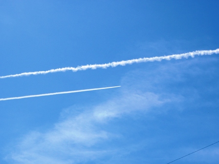 飛行機雲・・・