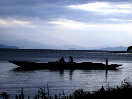 漁の舟、琵琶湖