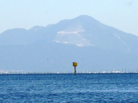 高島市・・秋日和・琵琶湖も