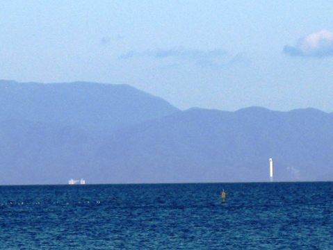 高島市・・秋日和・琵琶湖も