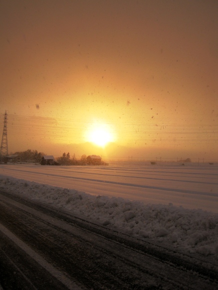 朝雪・・琵琶湖・積雪量数値