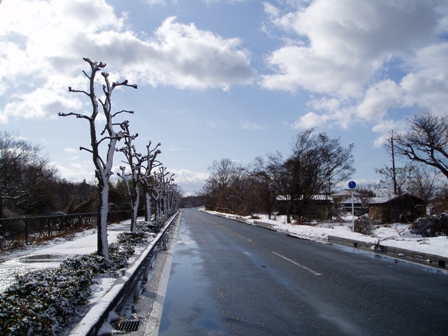 雪雲の境目・・高島市内