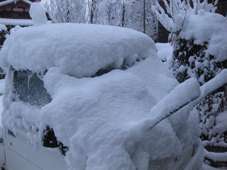 ３０センチ弱の雪積もって・・・・
