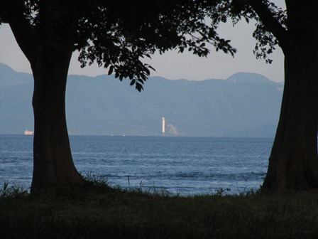 盆明け・・残暑・・琵琶湖風景