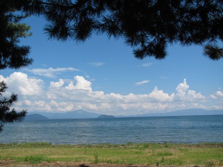 残暑の琵琶湖風景・・まだ夏