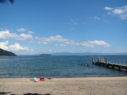 残暑の琵琶湖風景・・まだ夏