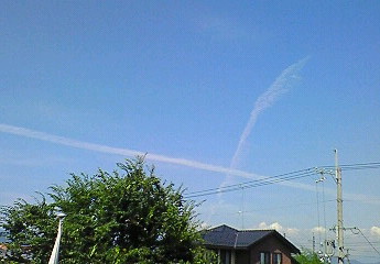 飛行機雲・・・